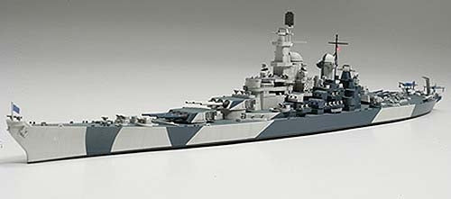 Tamiya 1/700 Us Navy Battleship Bb-61 Iowa