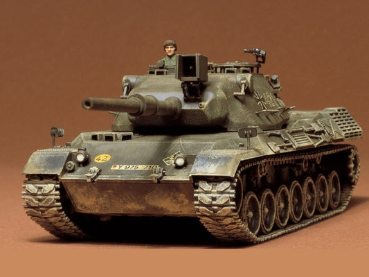 Tamiya 1/35 German Leopard Med Tank