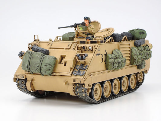 Tamiya 1/35 M113A2 Armored Person Carrier Desert Version