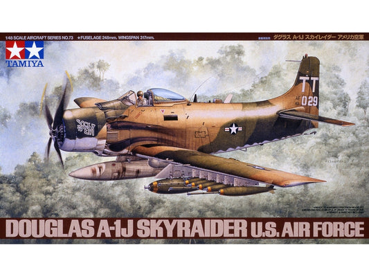 Tamiya 1/48 Douglas A-1J Skyraider Usaf