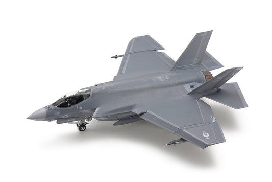 Tamiya 1/48 Lockheed F-35 C Lightning II