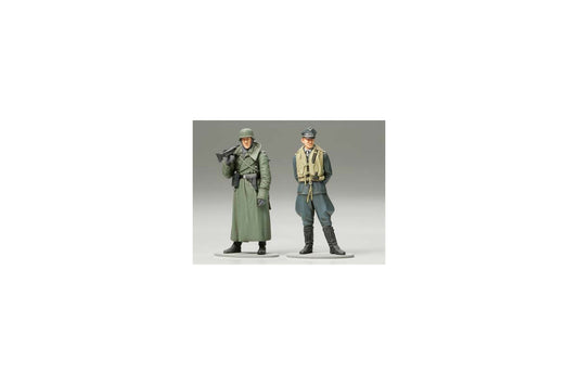 Tamiya 1/35 German Gunner & Ace Pilot
