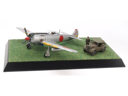 Tamiya 1/48 Nakajima Hayate (Frank) W/Kurogane Scenery Set